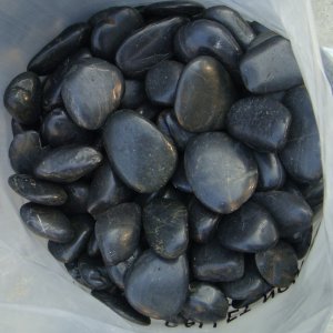 Black Pebble Grade A PT002